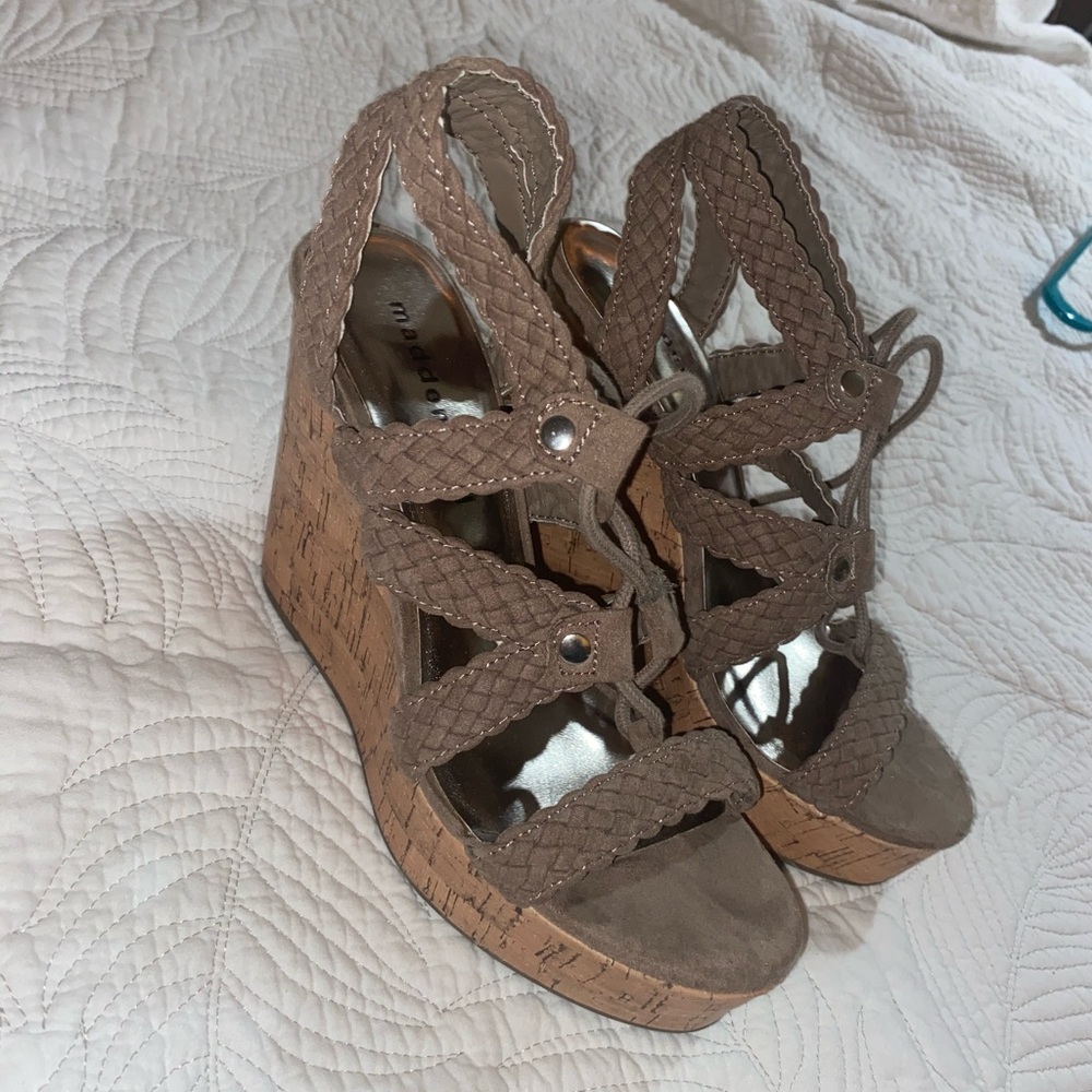 Madden Girl Wedges